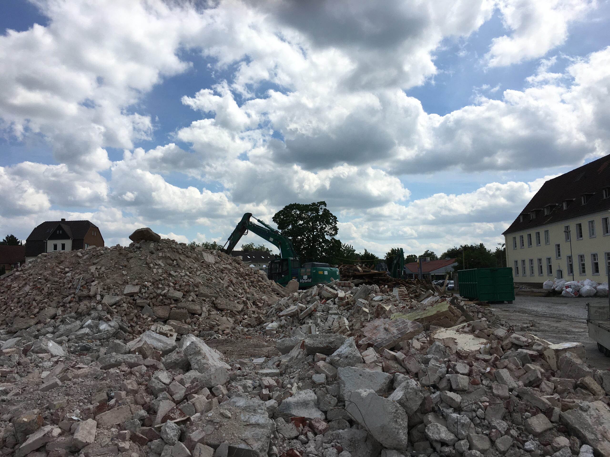 Olaf Krause Garten- und Landschaftsbau GmbH & Co. KG - Erdarbeiten & Abbrucharbeiten aus Halle (Westfalen)